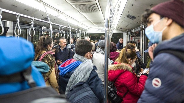 Programul transportului public in Bucuresti si Ilfov, de Craciun si Revelion: anunt de ultima ora al PMB