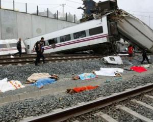 Conducatorul trenului spaniol, acuzat pentru 79 de ucideri din neglijenta