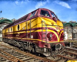 CFR reduce viteza trenurilor din cauza caniculei