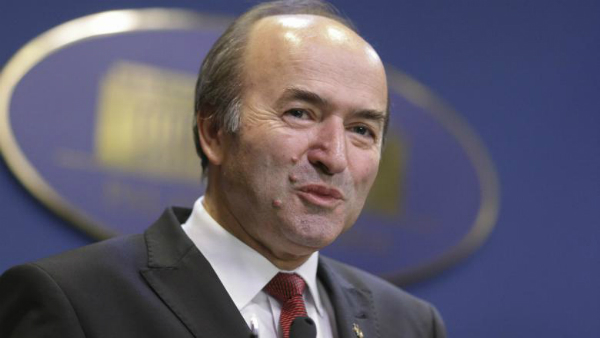 ULTIMA ORA: Se cere retragerea lui Tudorel Toader din functia de membru al Comisiei de la Venetia