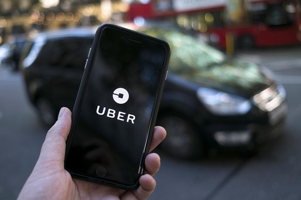 Autotorismele UBER fara sofer NU mai pot fi testate