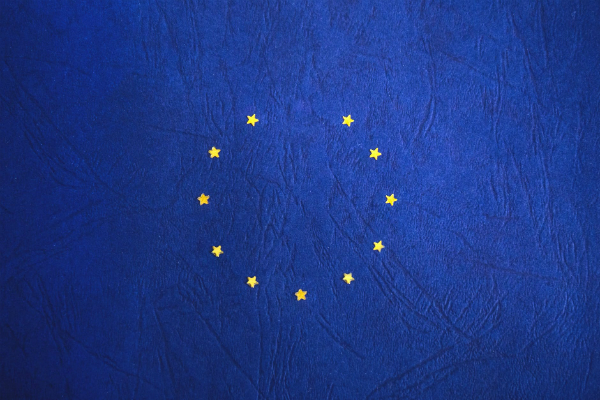 Comisia Europeana a dat in judecata Romania pentru ca nu a transpus in legislatia nationala o directiva privind spalarea banilor