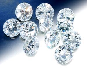Un diamant alb unic in lume a fost vandut cu peste 30 de milioane de dolari