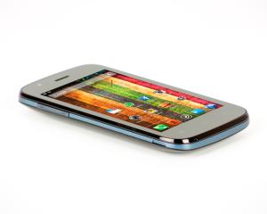 E-Boda a lansat dual-SIM-ul Rainbow V40
