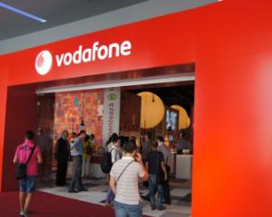 Vodafone, obligat sa restituire clientilor banii pentru suprataxarea in roaming din ultimii 4 ani