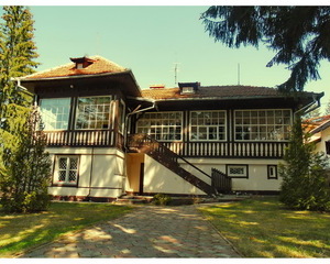 Artmark Historical Estate are in portofoliu vila de la Predeal a lui Ceasusescu