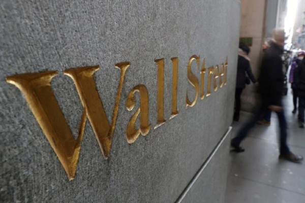 Wall Street, dat peste cap de Vladimir Putin. Ce se va schimba pentru investitori, de acum incolo