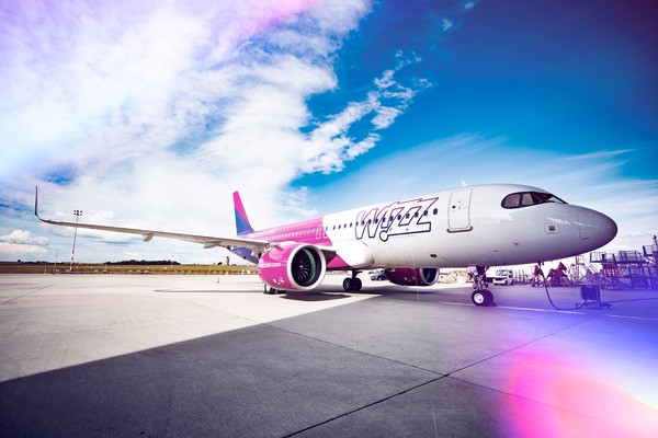 Pandemia a contaminat si check-in-ul online. Wizz Air ne sfatuieste sa facem check-in in aeroport