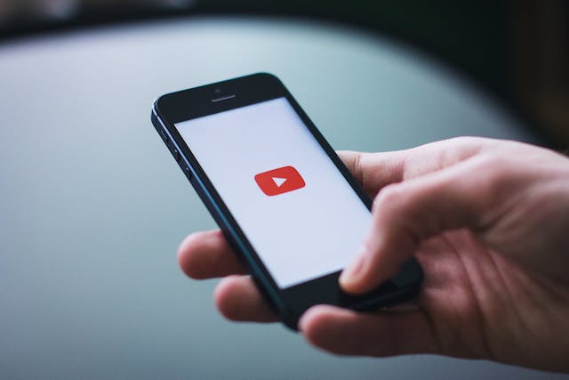 YouTube a generat din publicitate venituri de peste 15 miliarde de dolari in 2019