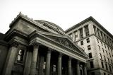 Avertisment fara precedent: Numarul bancilor din Romania va scadea