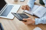 Noul pachet fiscal nu include majorarea impozitului pe tranzactiile bursiere – o veste buna pentru investitori