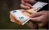 O firma din Romania poate plati salariile angajatilor ei in euro?
