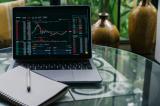 Romania, incotro? Tara cu cel mai mare deficit bugetar din UE e la rascruce. Dobanzile, cursul valutar si Bursa, pe jar!