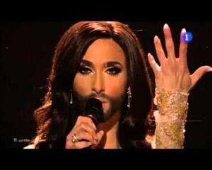 Conchita Wurst, responsabila de inundatiile din Serbia si Bosnia?