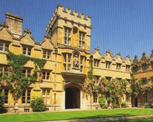 Codul vestimentar de la Oxford este antidiscriminare