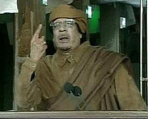 Gadhafi a declarat razboi propriului popor. Numarul mortilor din Libia se ridica deja la 300