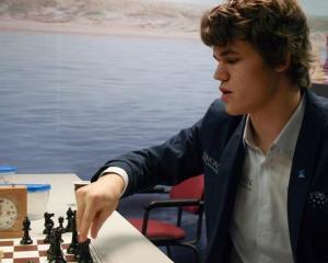 Norvegianul Magnus Carlsen spulbera un record istoric in sah
