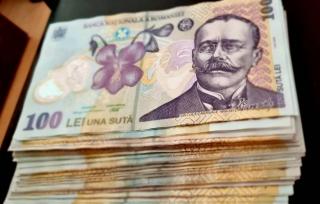 Firmele din Romania nu ar avea bani ca sa poata creste salariul minim la 3.700 de lei, cum vrea Guvernul