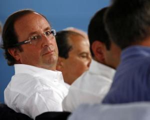 Francois Hollande vorbeste 