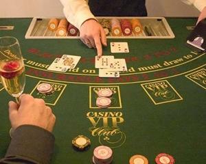 Un jucator de Blackjack a castigat 15 milioane de dolari in sase luni