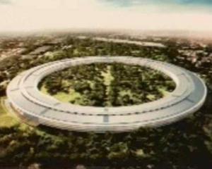 Steve Jobs construieste o nava spatiala gigant in California