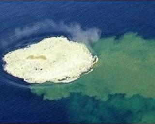 Nasterea unei insule