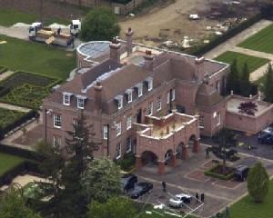 David Beckham scoate la vanzare proprietatea Rowneybury