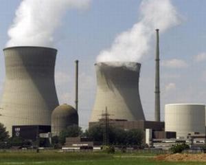 Merkel: Germania va renunta treptat la energia nucleara