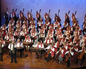 Ropote de aplauze pentru Budapest Gypsy Symphony Orchestra