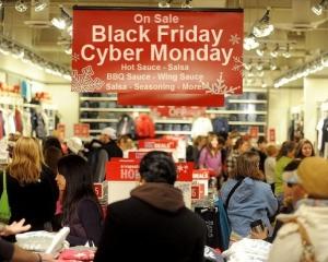 Dincolo era mai ieftin: Cyber Monday versus Black Friday