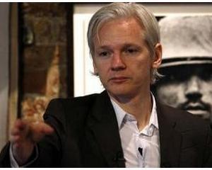 Julian Assange: Facebook este o masina de spionaj