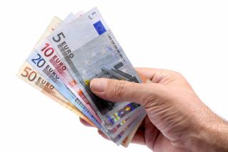 Salariul minim din Romania, la coada UE. Angajatii nostri nu se pot compara cu cei din Luxemburg, unde se castiga cel putin 2.300 de euro lunar