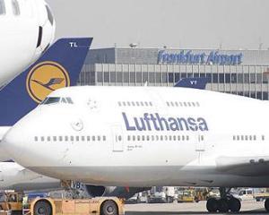 Numeroase zboruri au fost anulate, dupa ce greva de la Lufthansa s-a extins la aeroportul din Munchen