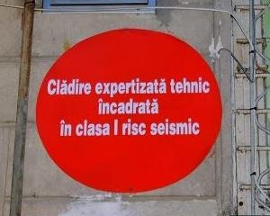 Oprescu vrea sa ii mute pe locatarii cladirilor cu risc seismic in 3.500 de apartamente. Investitia: 150 de milioane de euro