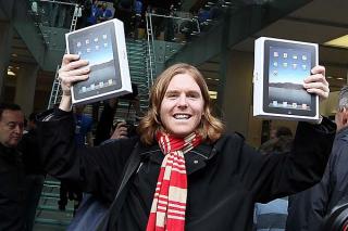 Vanzarile de tablete le vor depasi pe cele de laptopuri pana in 2015