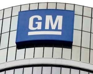 GM va angaja 10.000 de specialisti IT