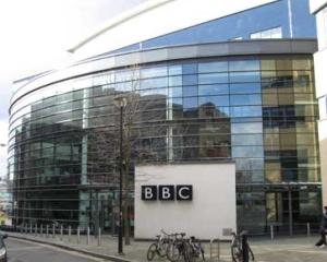 In 2010, BBC a adus in vistieria Marii Britanii 9,3 miliarde de euro