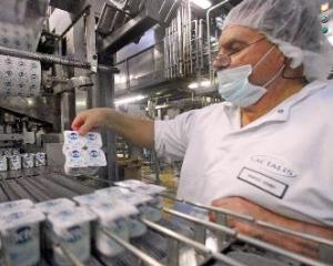 Lactalis se muta din Romania in Polonia