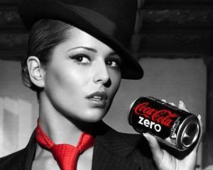 Sete mare: Coca-Cola va mari, in mijlocul verii, preturile la bauturile racoritoare