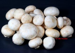Retetele Capitanului Gurmand: Ciuperci cu legume si masline