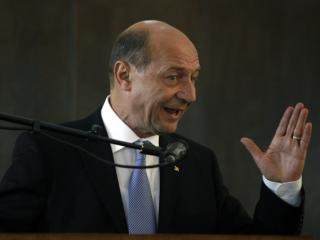 Basescu vrea 