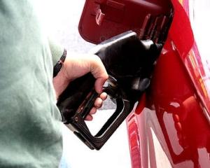OMV Petrom scumpeste carburantii cu 9 bani/litru