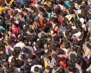 Science: Populatia lumii va ajunge la 7 miliarde de persoane in 2011