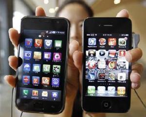 Apple si Samsung, cei mai mari producatori mondiali de telefoane inteligente in al doilea trimestru
