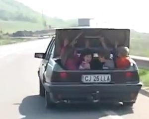 Un filmulet cu un sofer roman care circula cu patru copii in portbagajul masinii face inconjurul lumii