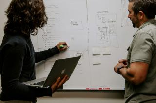 Meseria de Operator Introducere, Validare si Prelucrare Date: Poarta catre un viitor profesional digitalizat