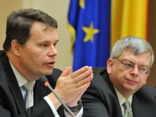 FMI: Acordul cu Romania nu a fost un succes. Dezamagirea este ca economia nu si-a revenit