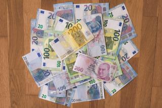 Afaceri pe care le pornesti cu sub 1.000 de lei (nici 200 de euro) – si care chiar aduc bani