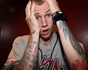 Rapperul MGK a dat peste cap un eveniment organizat de Microsoft