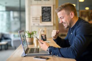 Vrei sa renunti la jobul clasic? Afla cum sa iti construiesti o afacere online profitabila!